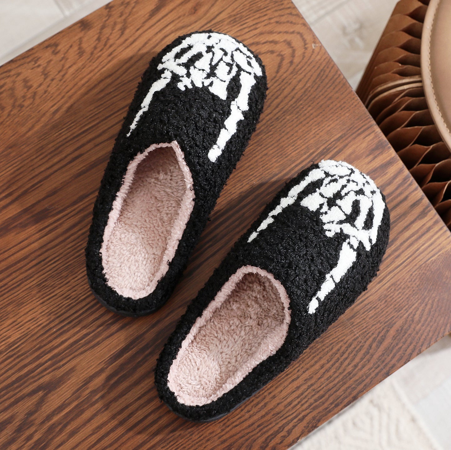 Halloween Skull Finger Rock Slippers