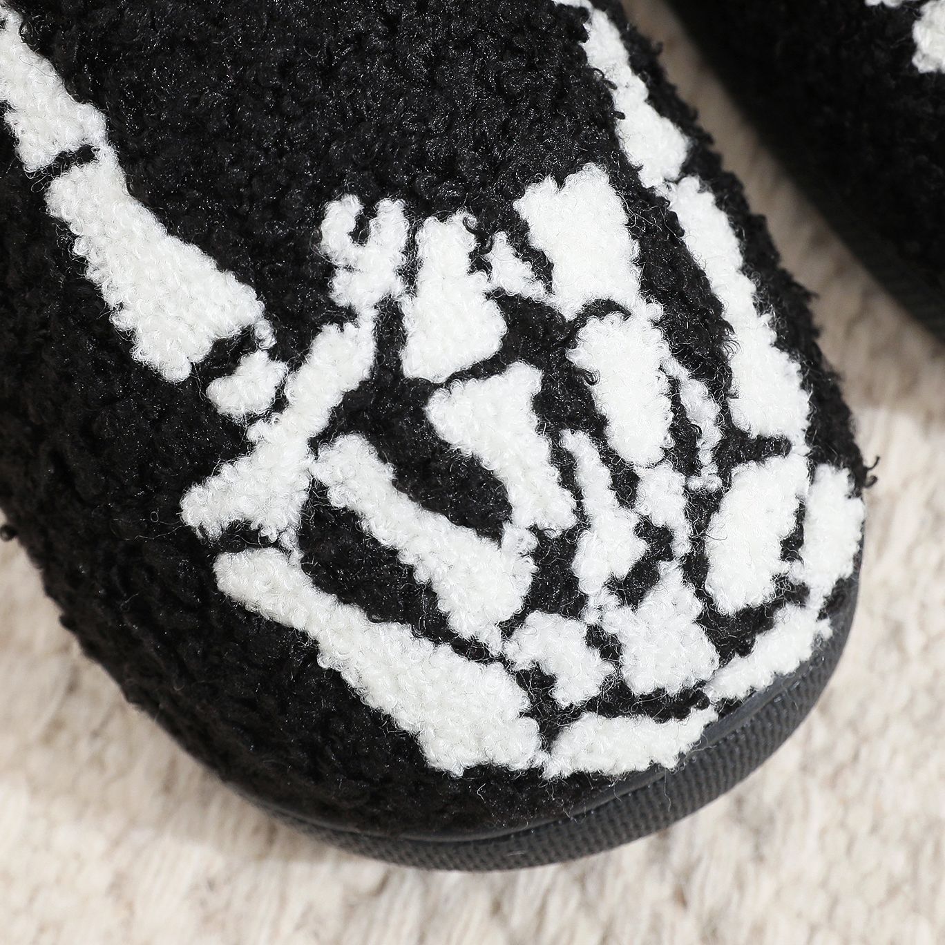 Halloween Skull Finger Rock Slippers